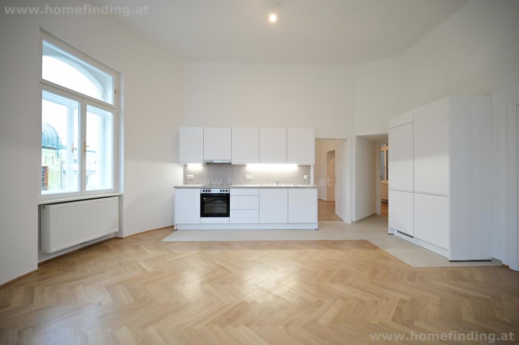 spacious oldstyle apartment  in central location